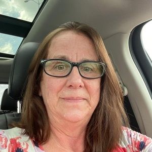 Meet your Posher, Lynne